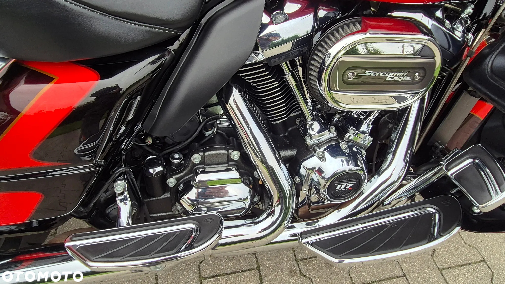 Harley-Davidson Touring Electra Glide - 19