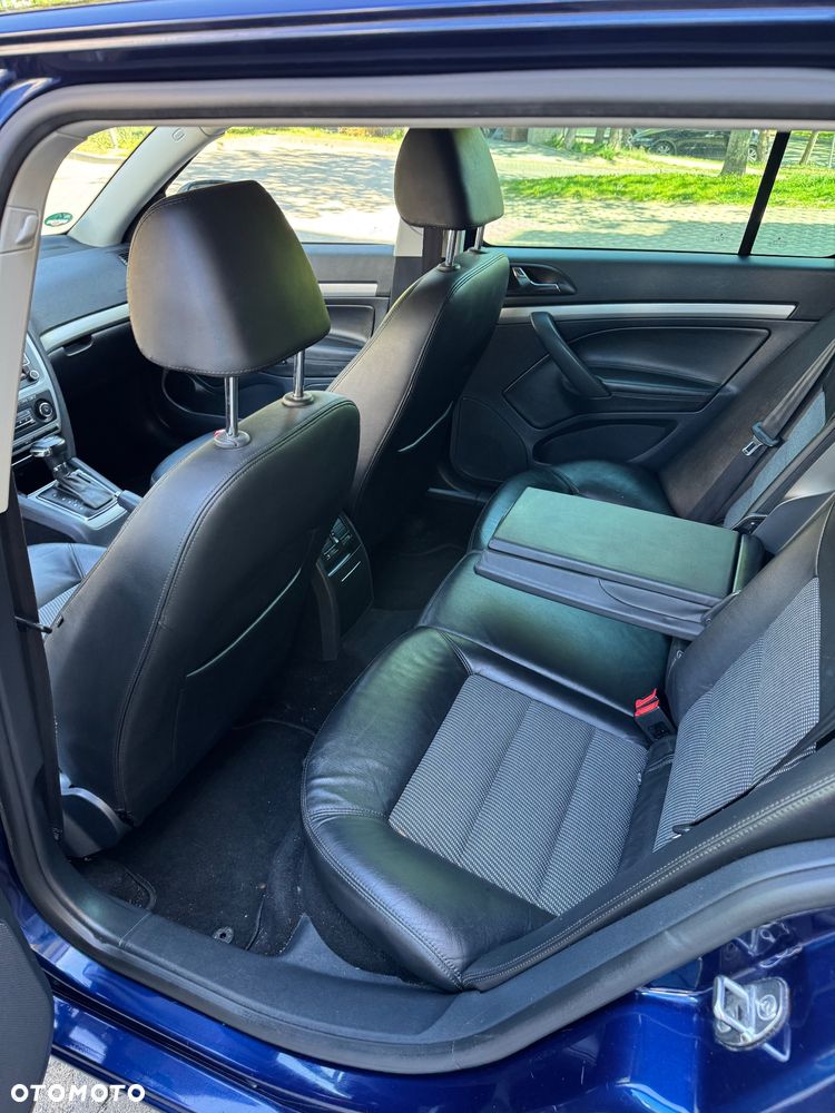 Skoda Octavia 2.0 TDI Elegance DSG - 16