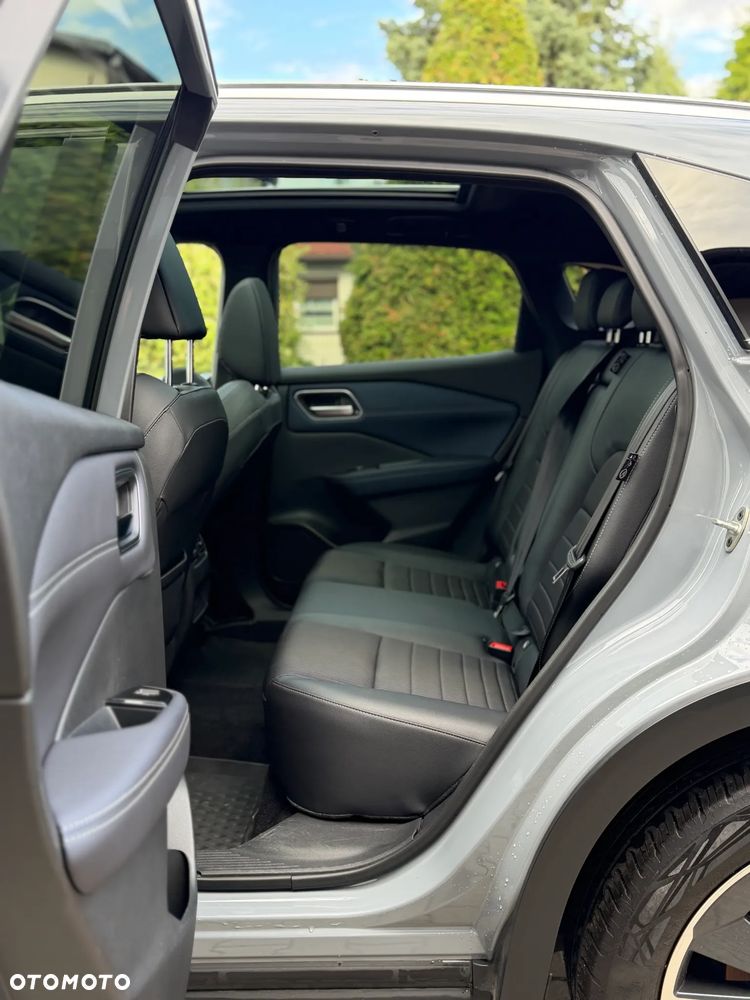Nissan Qashqai 1.3 DIG-T MHEV N-Connecta Xtronic - 12