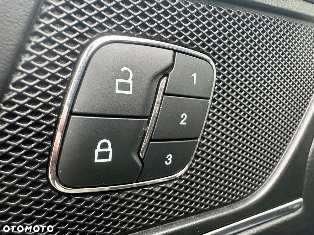 Ford S-Max 1.5 EcoBoost ST-Line - 20