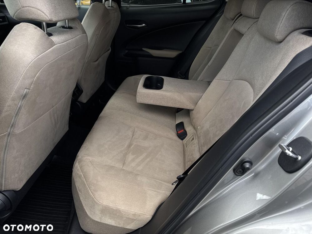 Lexus UX 200 Optimum 2WD - 31
