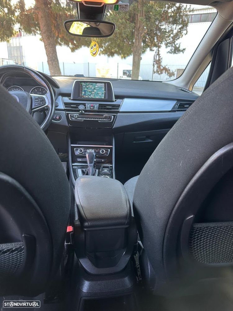 BMW 218 Active Tourer d Auto - 2