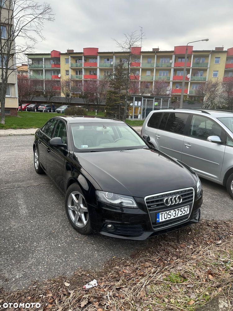 Audi A4 - 1