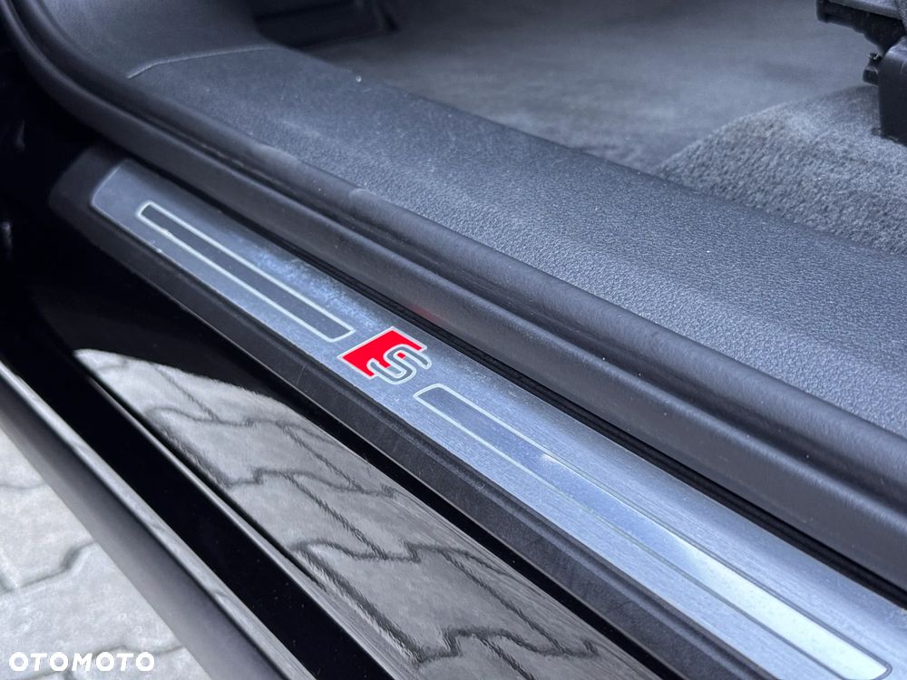Audi e-tron 55 Quattro S Line - 15