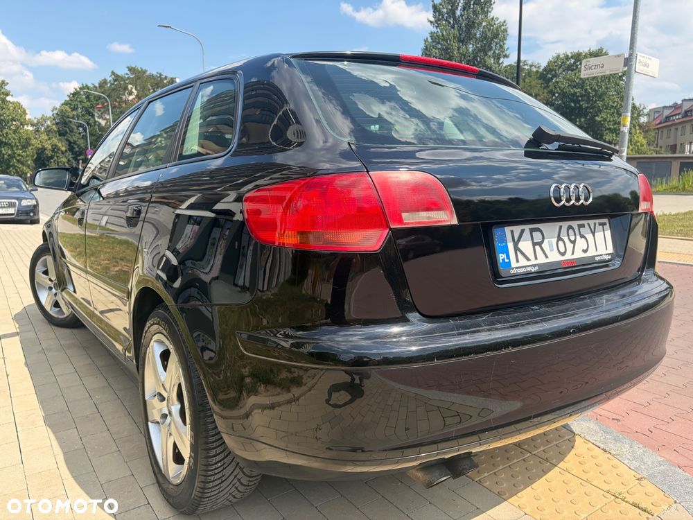 Audi A3 Sportback 1.6 TDI DPF Ambition - 7