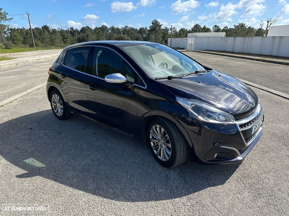 Peugeot 208 PureTech 82 Start & Stop Allure - 2