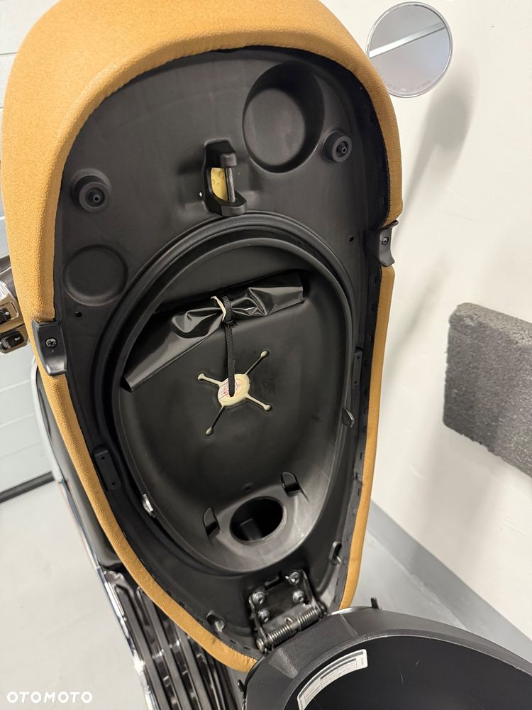 Vespa Primavera - 11