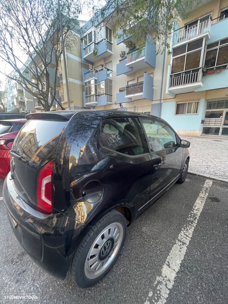 VW Up! 1.0 Black - 4