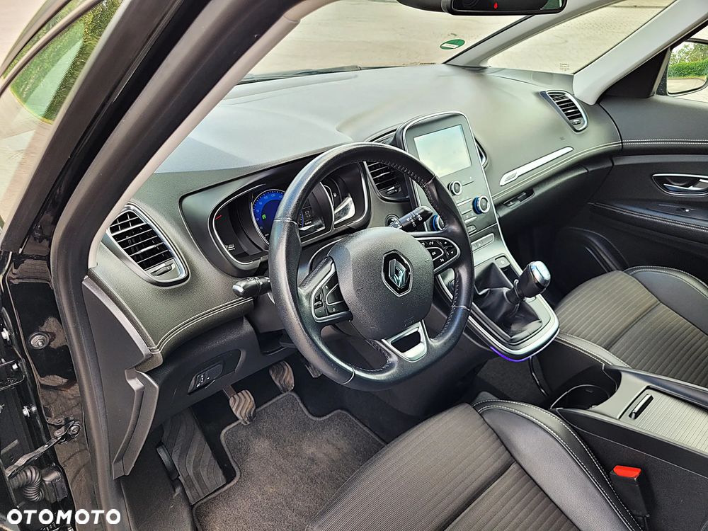 Renault Scenic ENERGY TCe 130 INTENS - 19