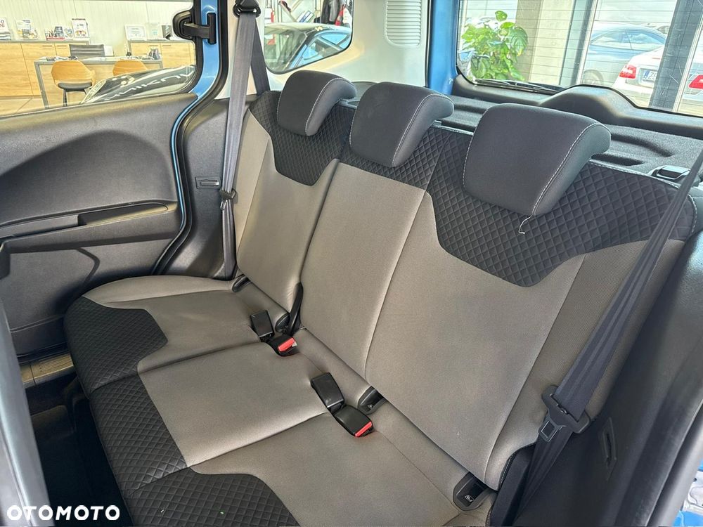 Ford Tourneo Courier 1.0 EcoBoost Ambiente - 22