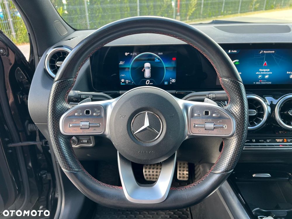 Mercedes-Benz GLA 200 d AMG Line - 21