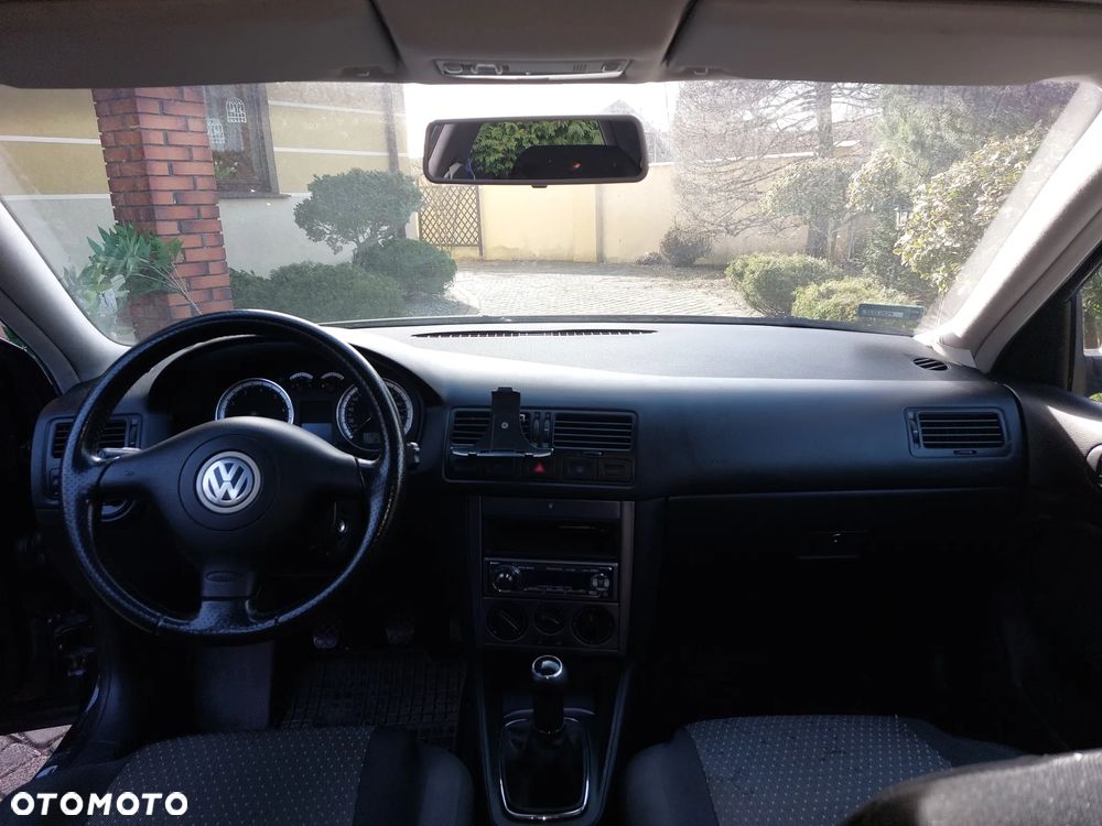 Volkswagen Bora 2.0 Highline - 11