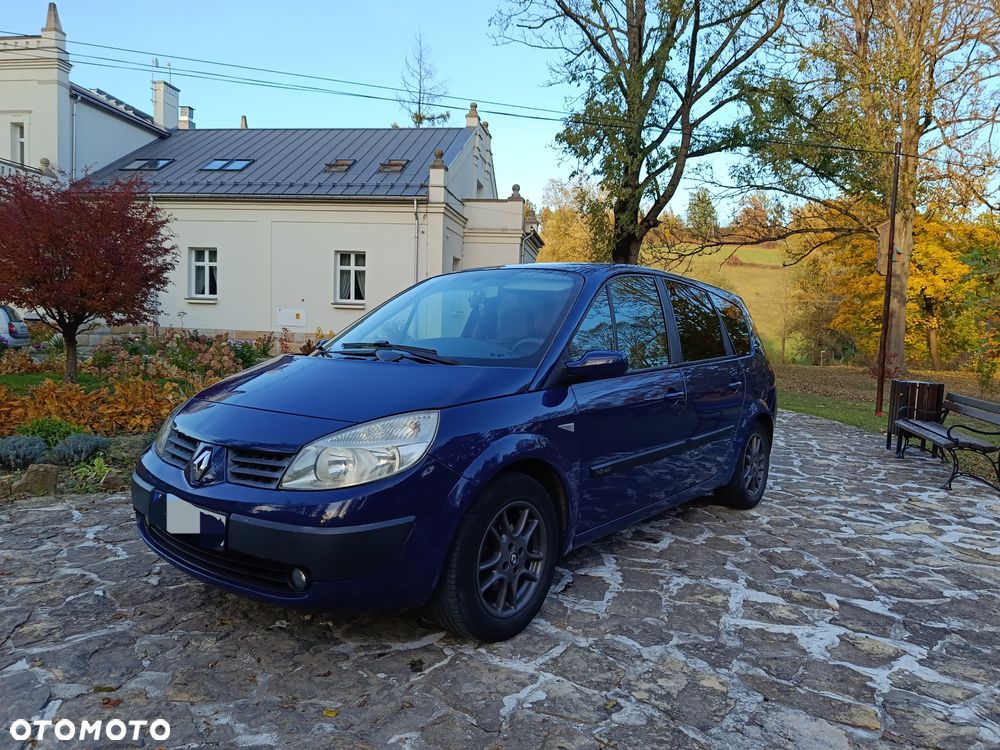 Renault Grand Scenic 2004 photo 2