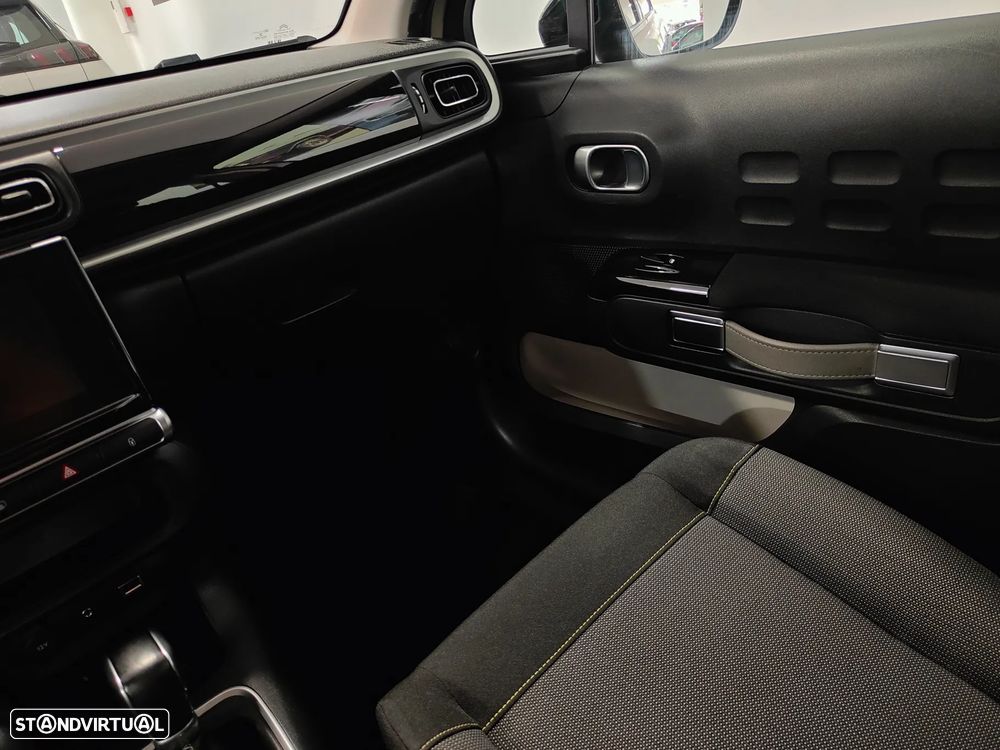 Citroën C3 1.2 PureTech Shine EAT6 - 46