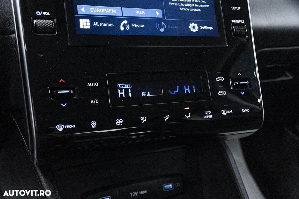 Hyundai Tucson 1.6 l 150 CP 2WD 6MT Style+ - 12