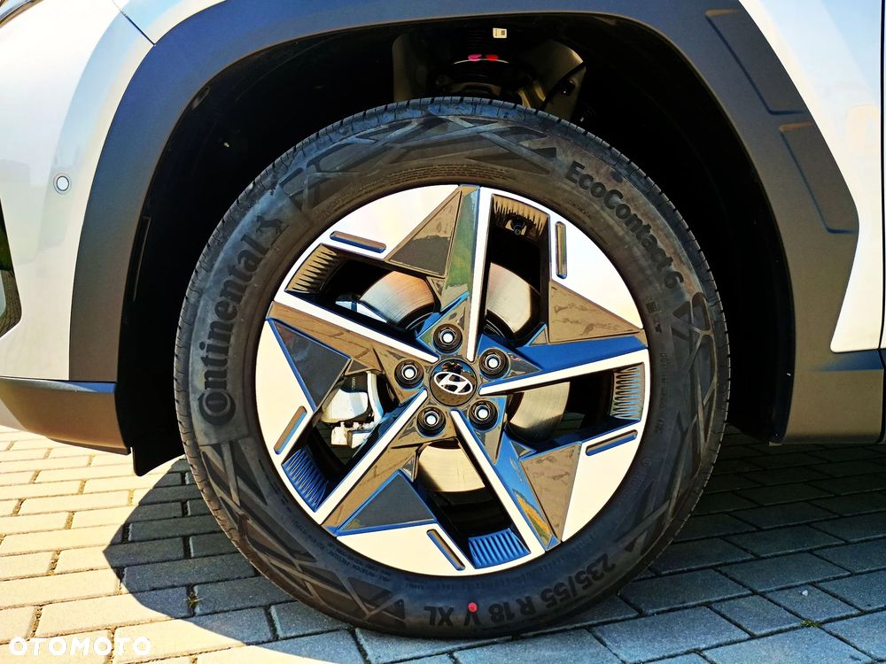 Hyundai Tucson 1.6 T-GDi HEV Executive 2WD - 19