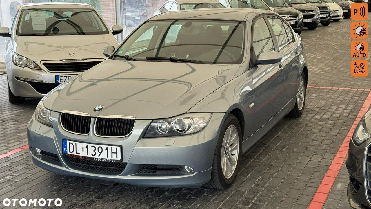 BMW Seria 3 320i - 1