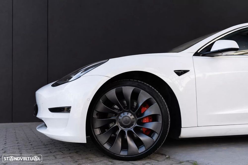 Tesla Model 3 Performance Tração Integral - 3