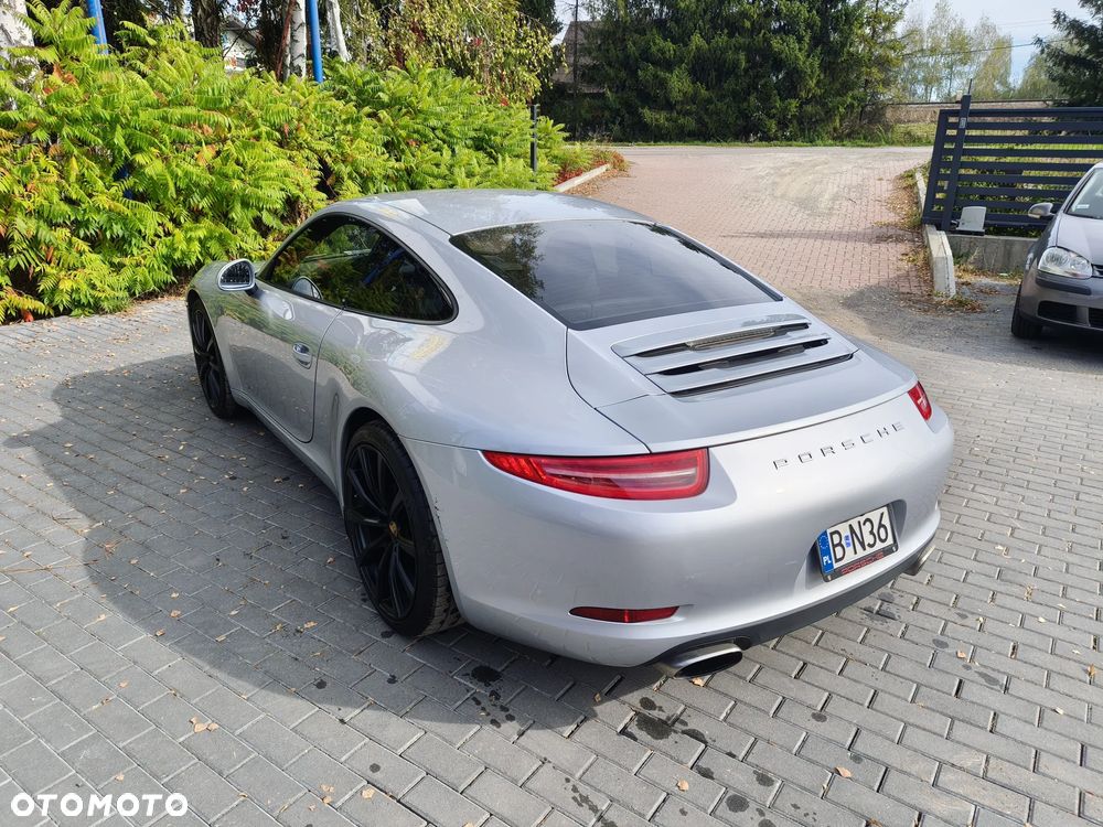 Porsche 911 Carrera 4 PDK - 12