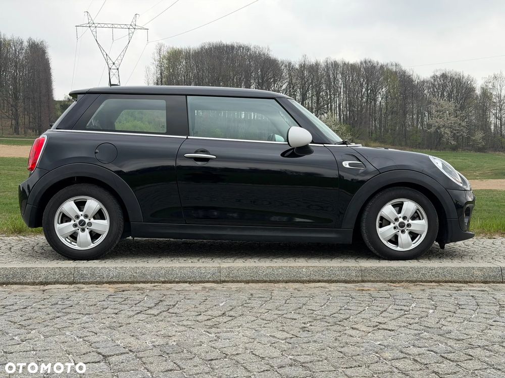 MINI ONE D Blackyard - 16