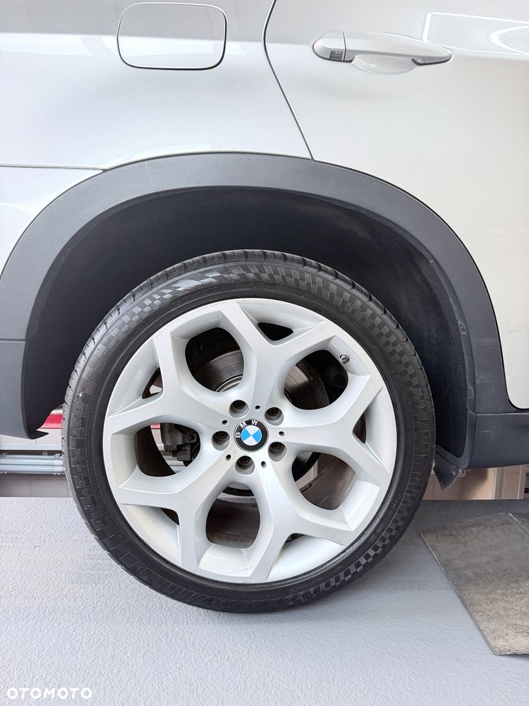 BMW X5 xDrive35i - 13