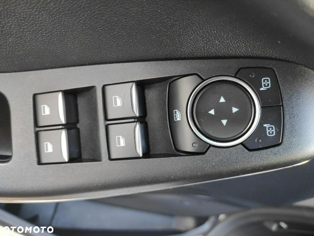 Ford Fiesta - 10