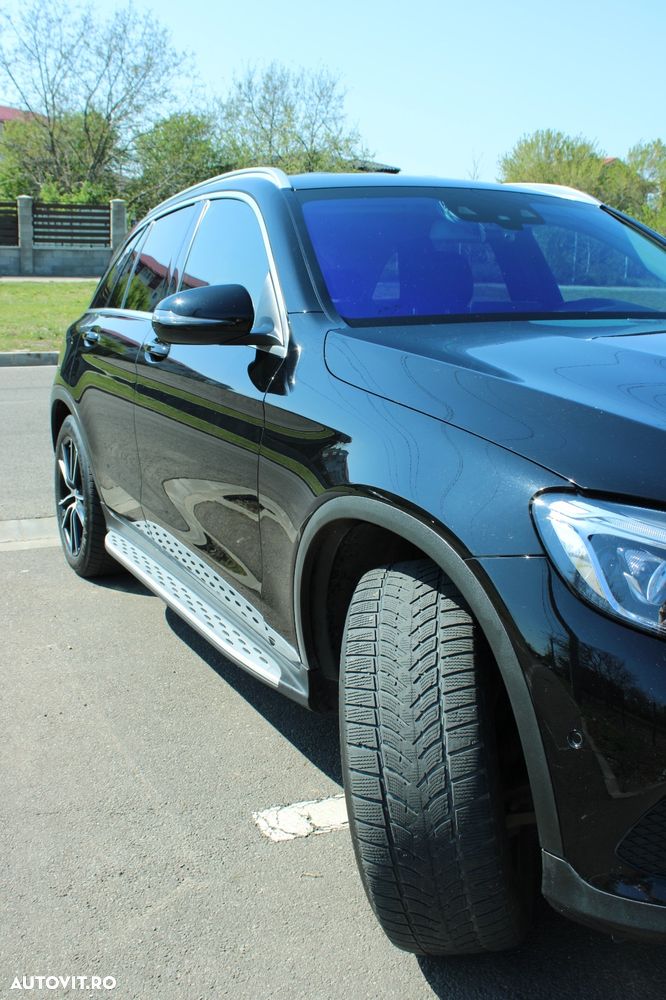 Mercedes-Benz GLC - 12