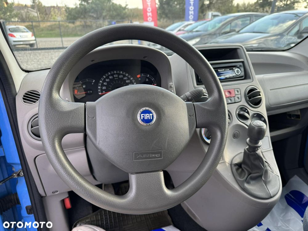 Fiat Panda 1.1 Active dla kobiet - 16