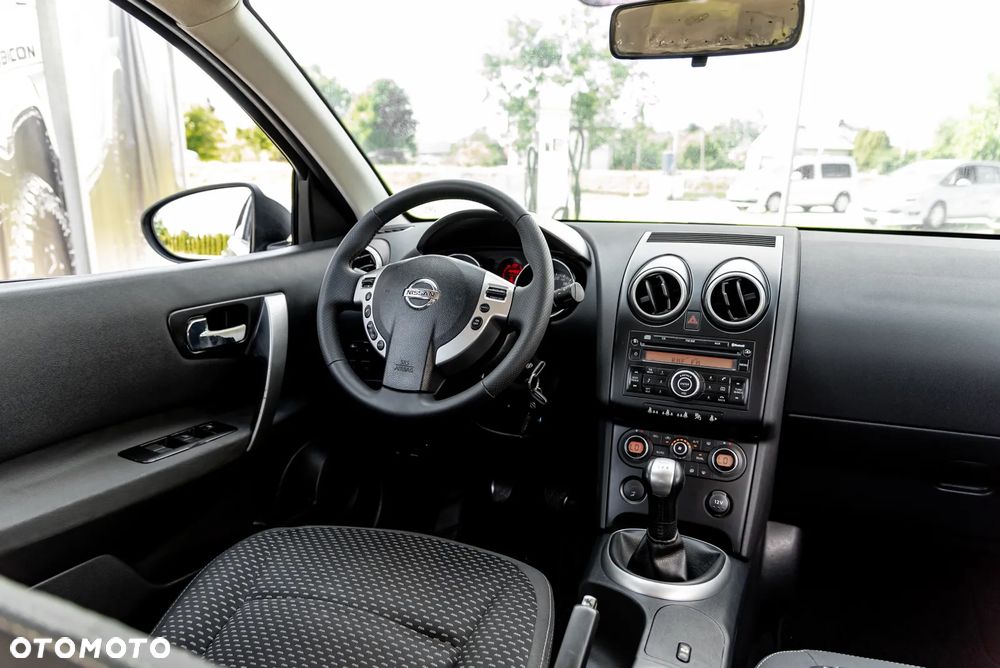 Nissan Qashqai 1.6 Acenta - 24