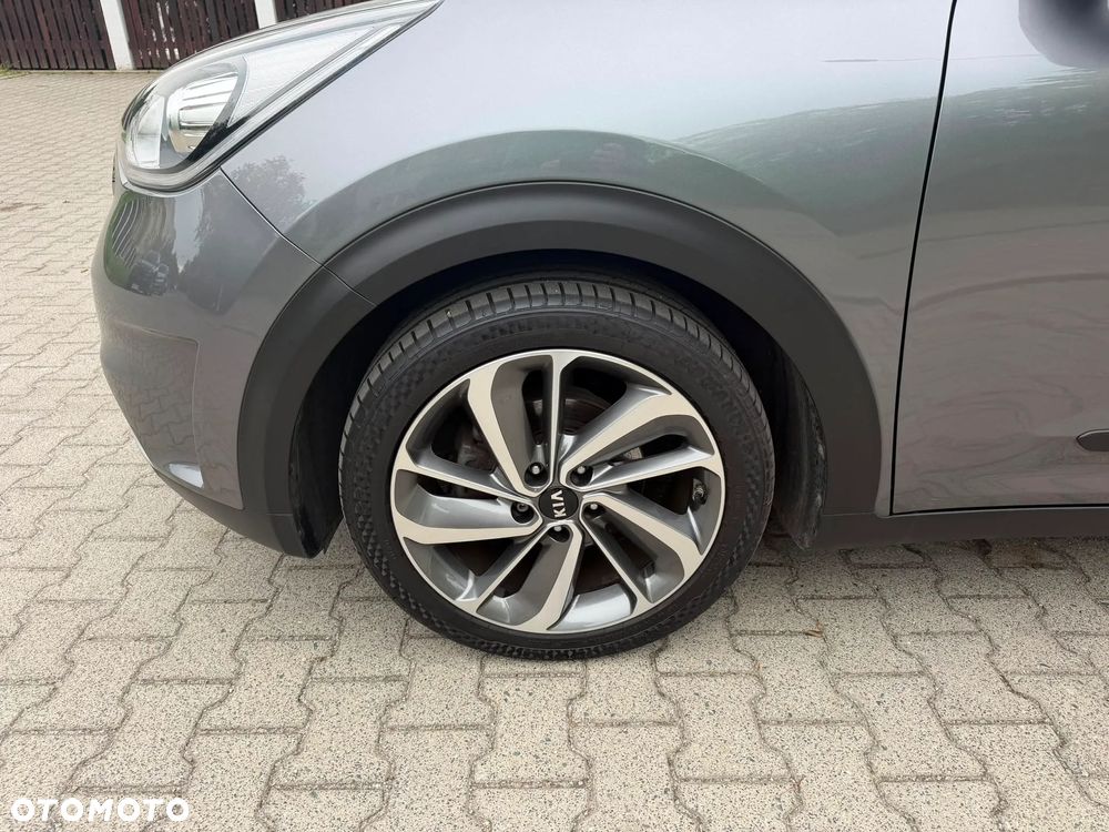 Kia Niro - 36