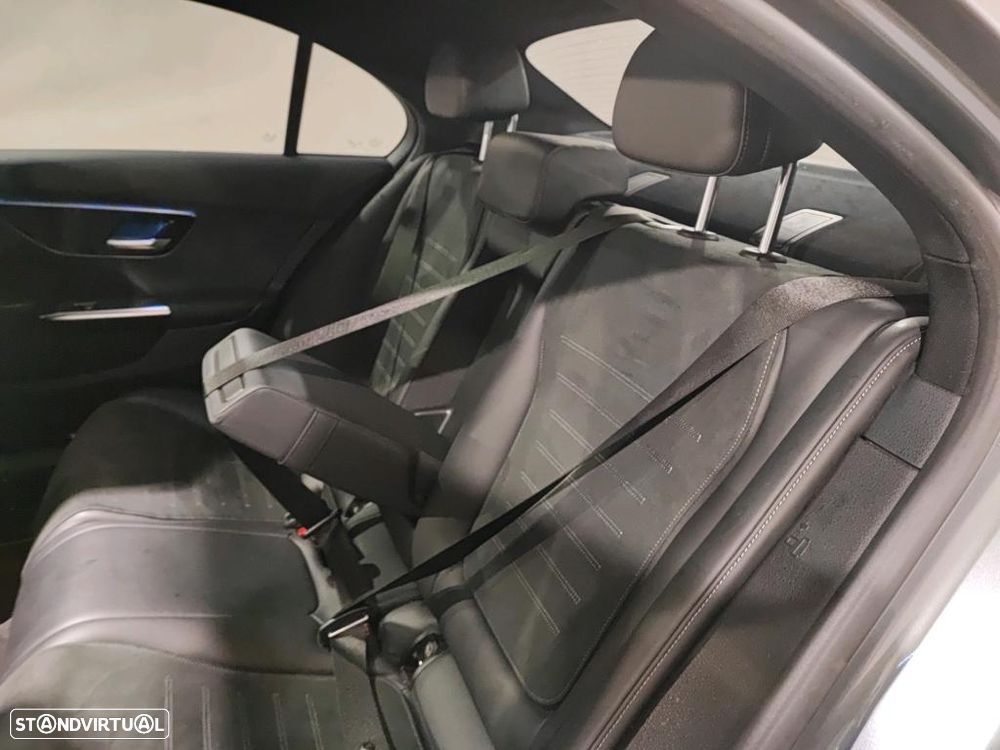 Mercedes-Benz C 220 d AMG Line - 8