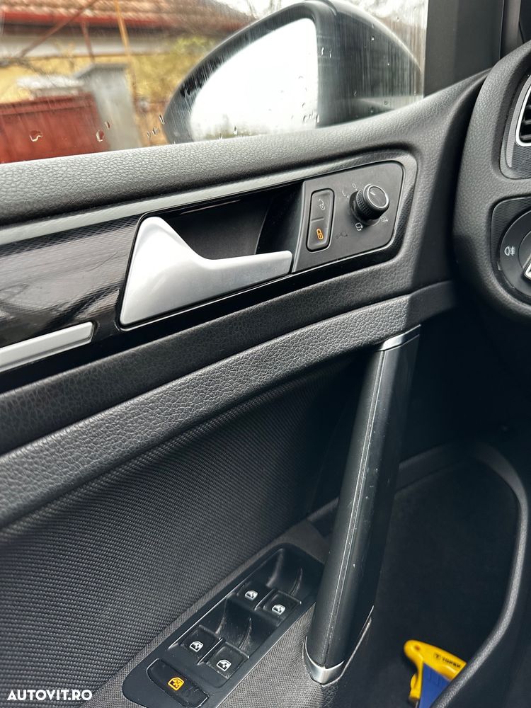 Volkswagen Golf - 15