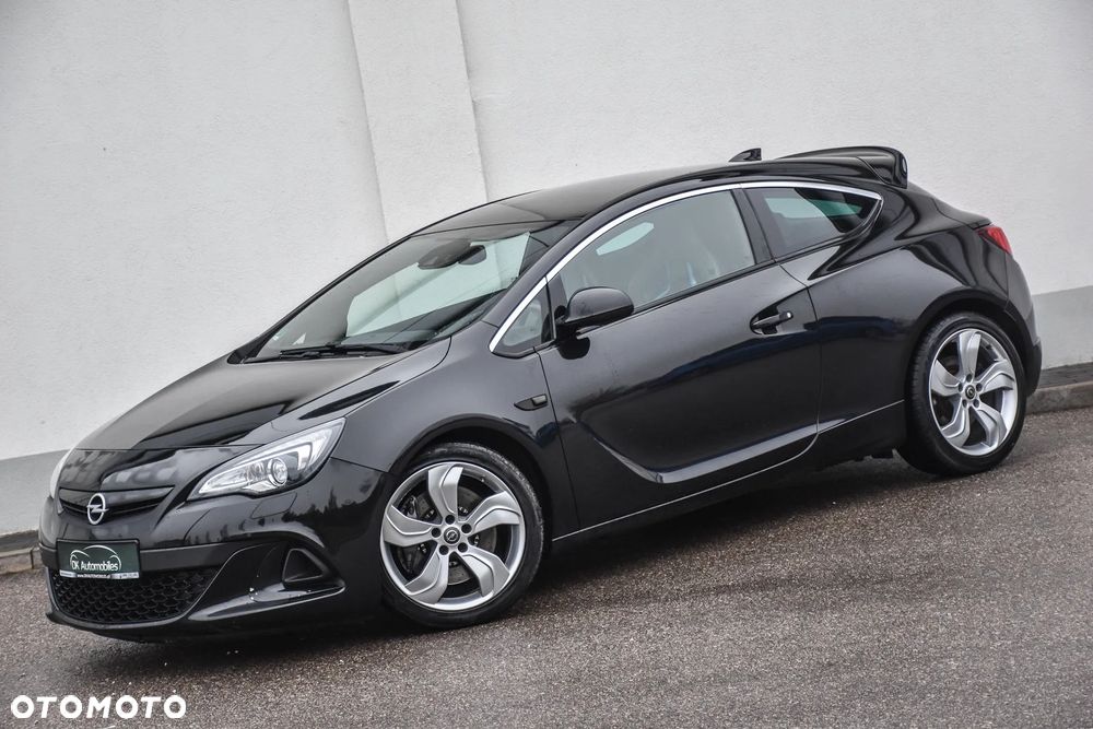 Opel Astra OPC Start/Stop - 4