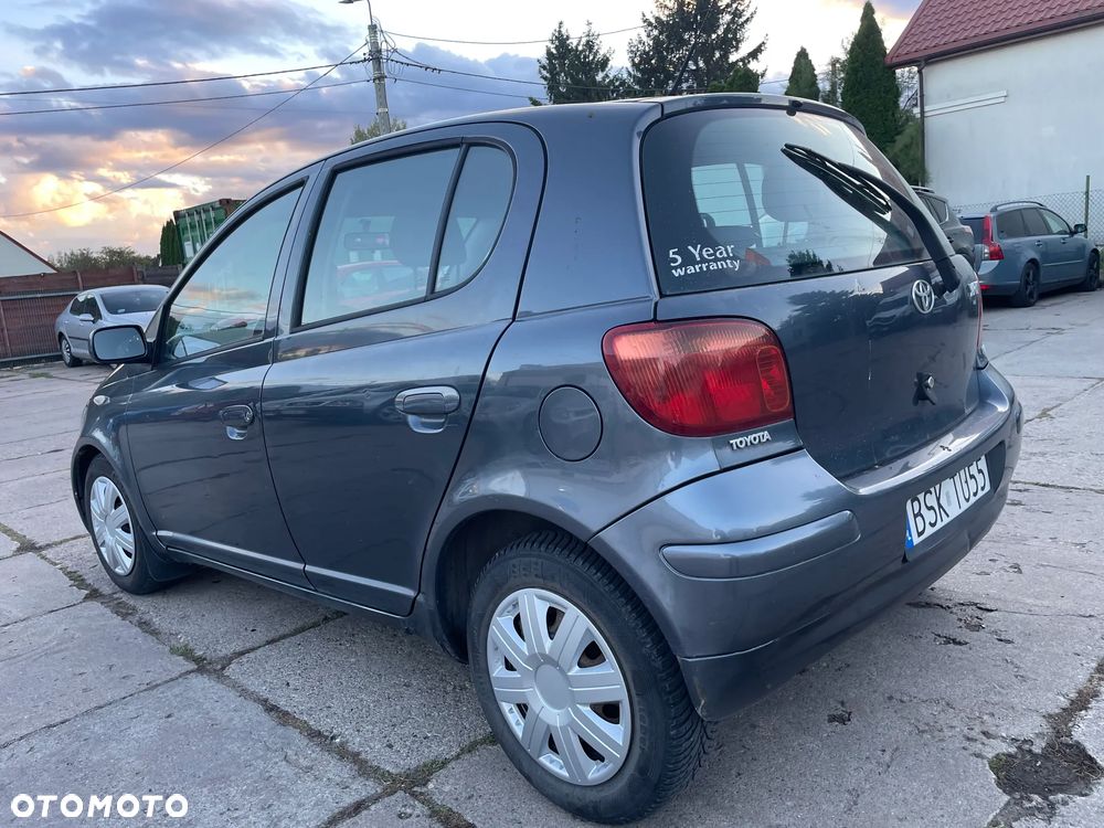 Toyota Yaris 1.3 Terra - 3