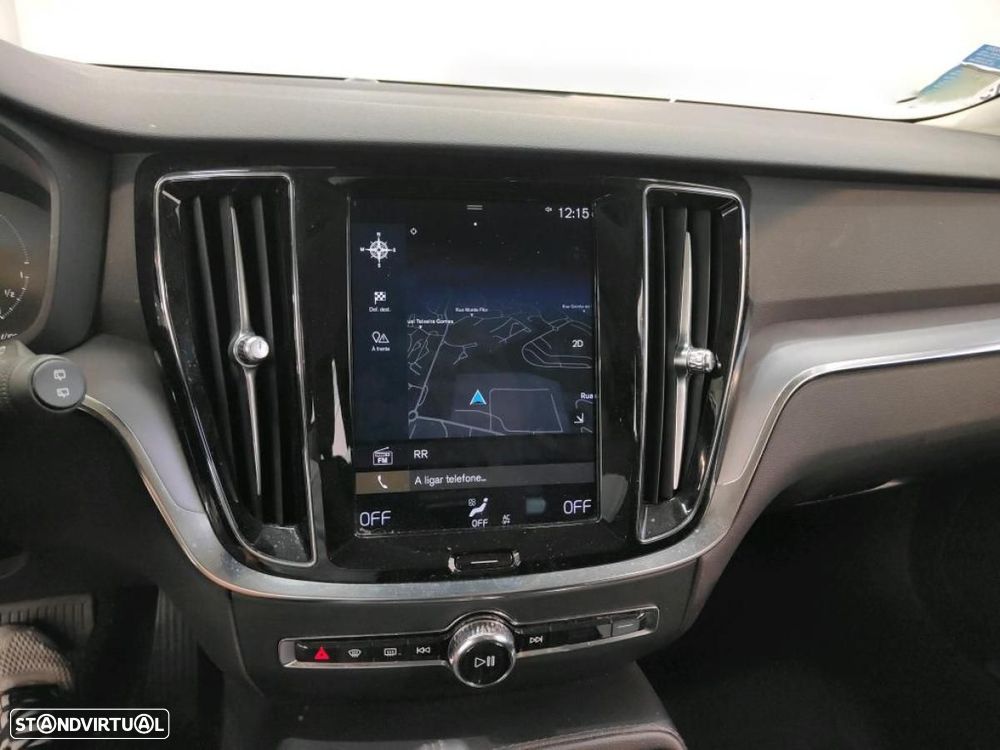 Volvo V60 2.0 T8 AWD TE Momentum - 7