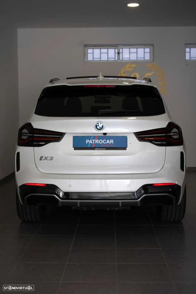 BMW iX3 M Sport Impressive - 45