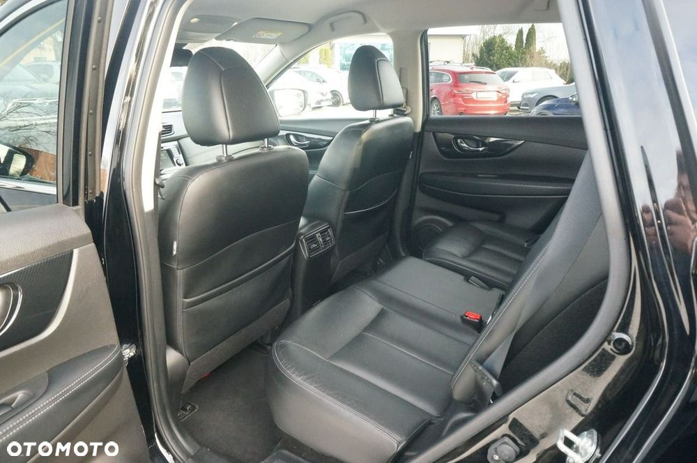 Nissan X-Trail 1.3 DIG-T Tekna 2WD DCT - 24
