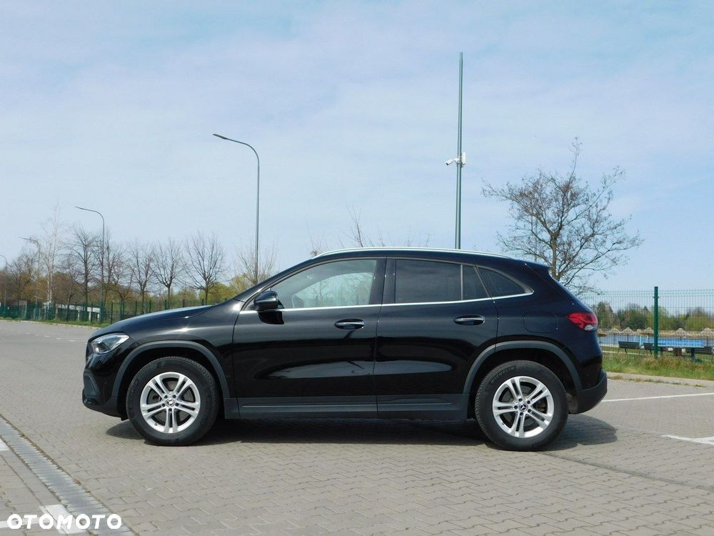 Mercedes-Benz GLA - 7