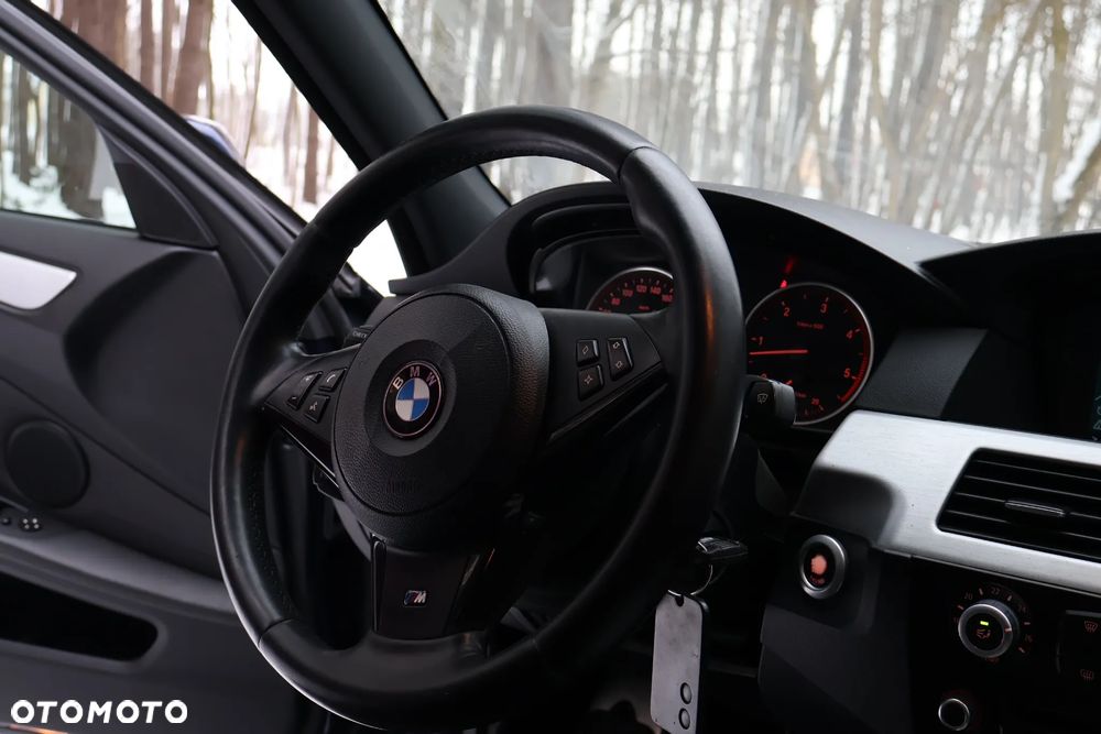 BMW Seria 5 530d xDrive - 21