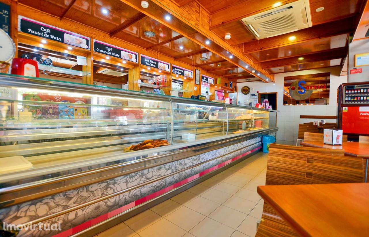 Café - Pastelaria - Cervejaria com fabrico próprio - Grande imagem: 3/19