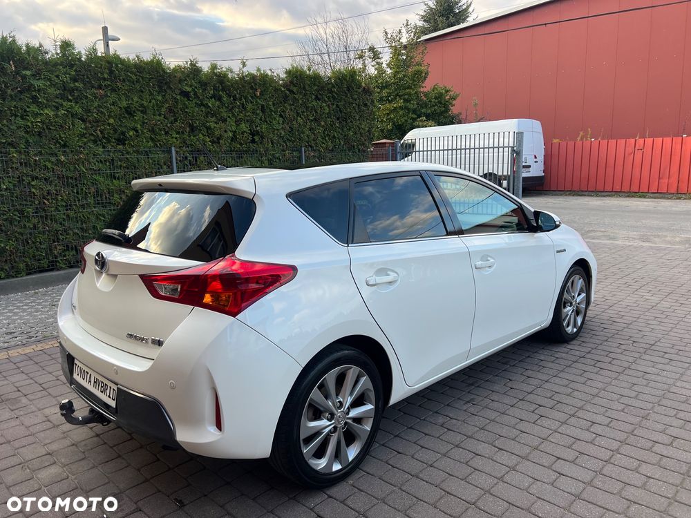 Toyota Auris 1.8 HSD Luna - 5