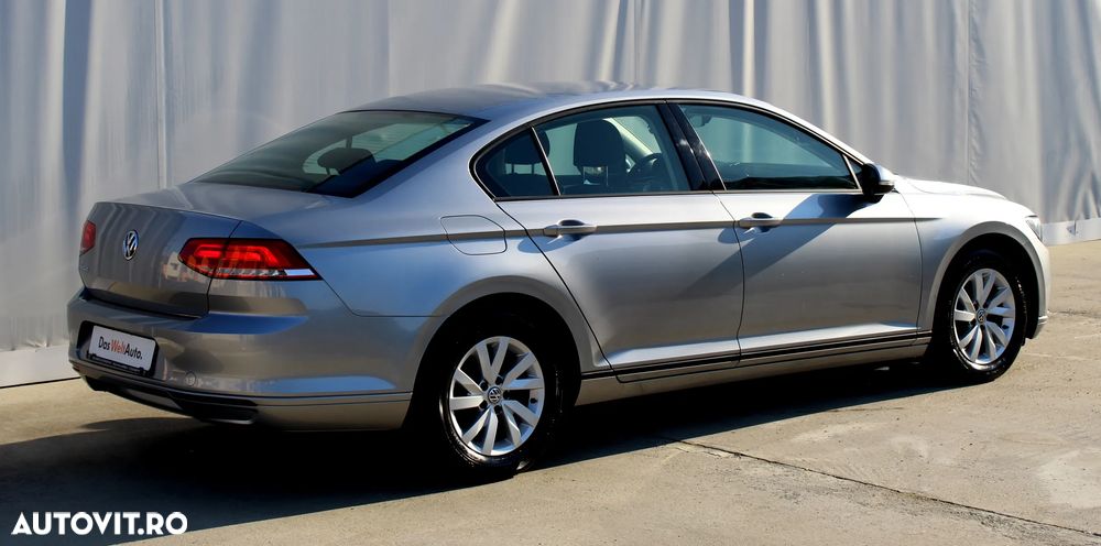 Volkswagen Passat - 5