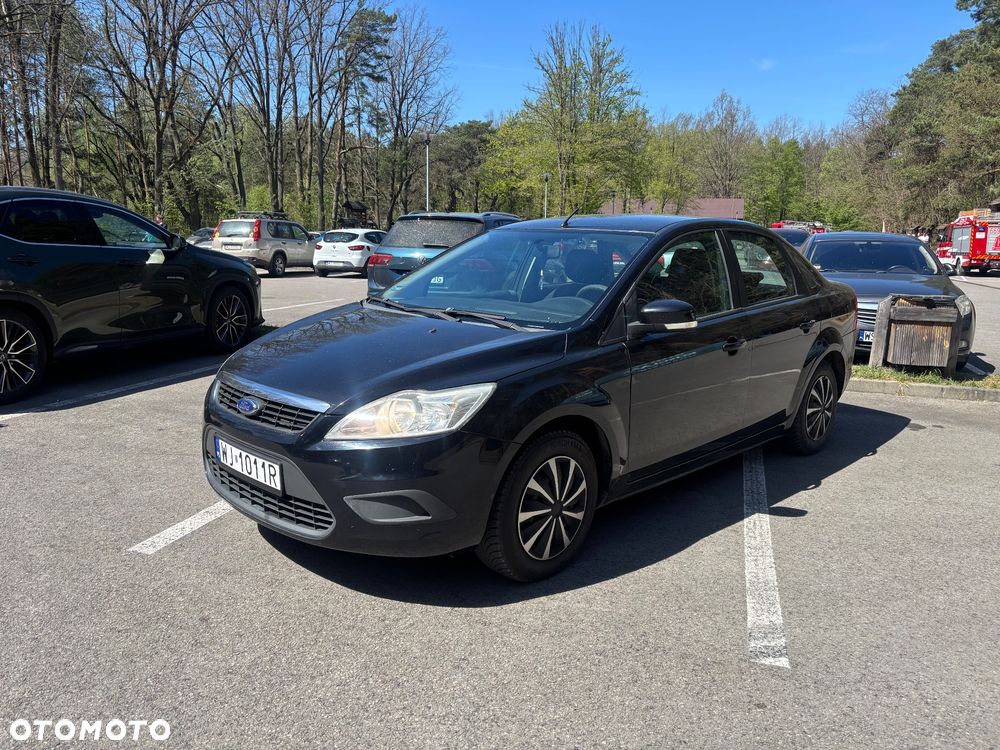 Ford Focus 1.6 Trend + - 3