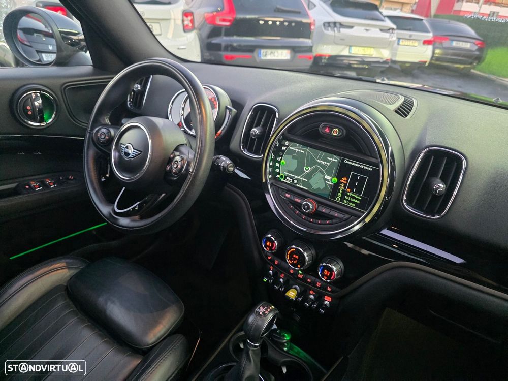 MINI Countryman Cooper SE ALL4 Auto - 21