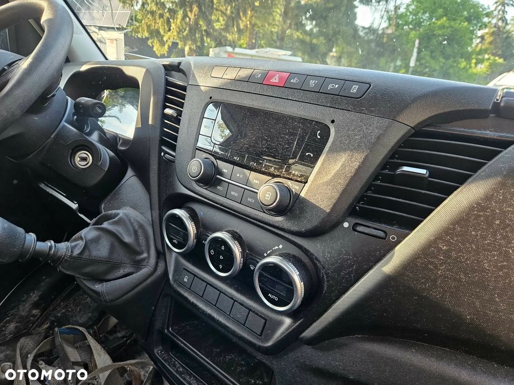 Iveco DAILY  35-C16  3.0 DIESEL 2022 ROK - 14