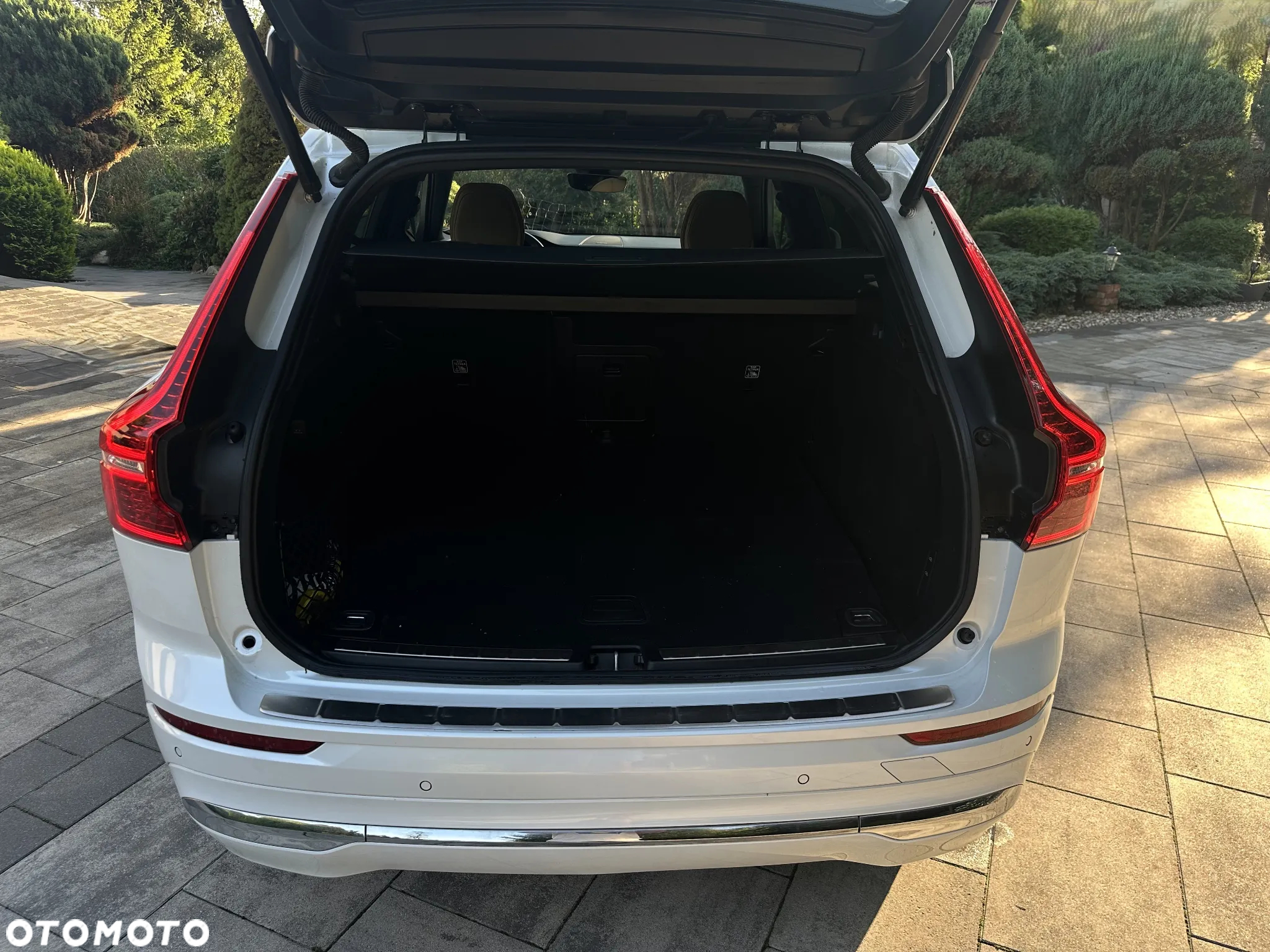 Volvo XC 60 T8 AWD Recharge Geartronic RDesign - 31