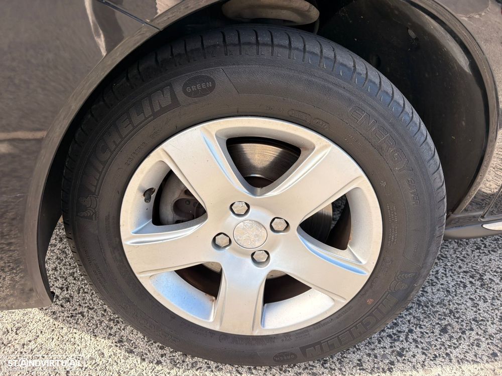 Peugeot 3008 2.0 HDi Hybrid4 85g - 17