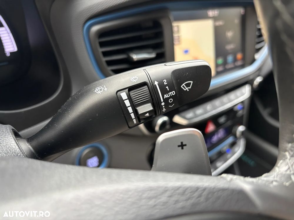 Hyundai IONIQ Hybrid 1.6 GDI - 19