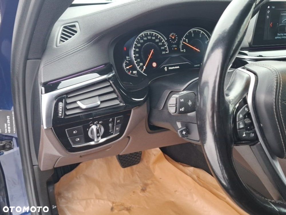 BMW Seria 5 530d Luxury Line - 15