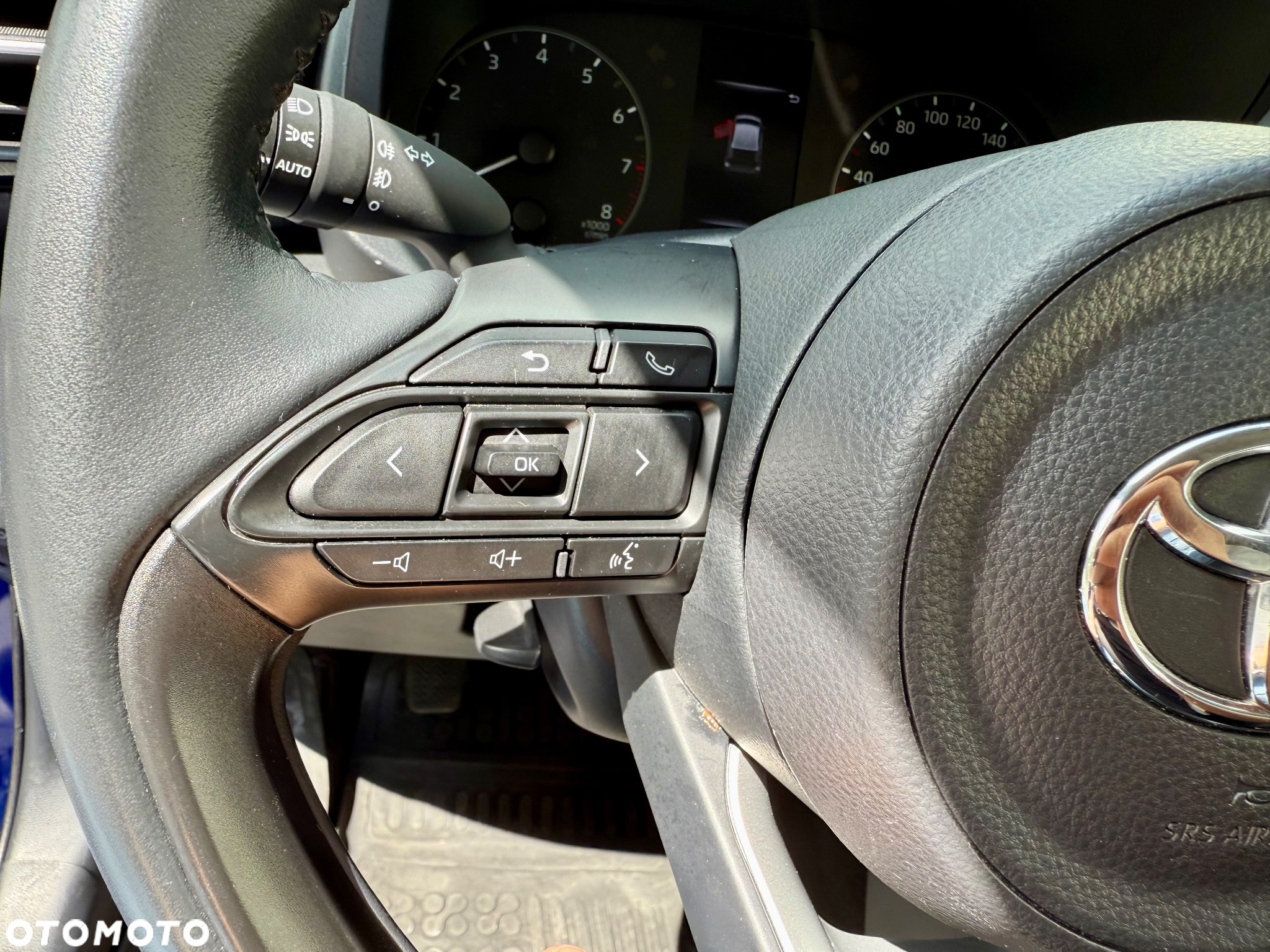 Toyota Yaris 1.5 Comfort - 24